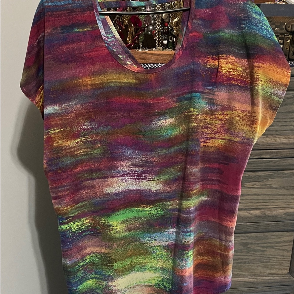 Dots Multicolor Brushstroke Short Sleeve Scoop Neck Tee